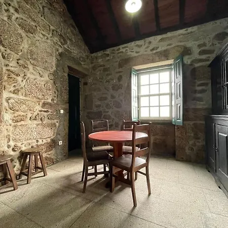 Casa Do Capitao De Cutelo - Geres *