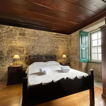 Casa Do Capitao De Cutelo - Geres