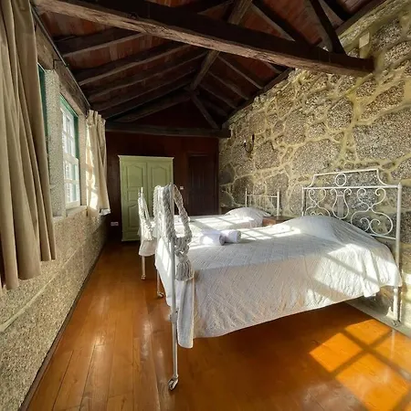 Casa Do Capitao De Cutelo - Geres *