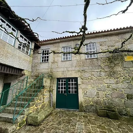 Casa Do Capitao De Cutelo - Geres