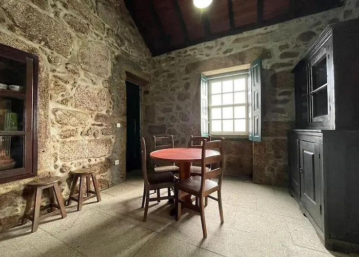 Casa Do Capitao De Cutelo - Geres *