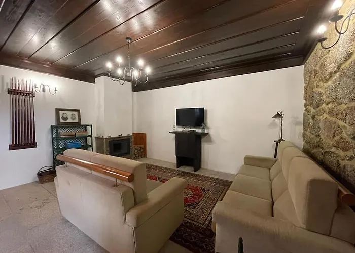 Casa Do Capitão De Cutelo - Gerês *