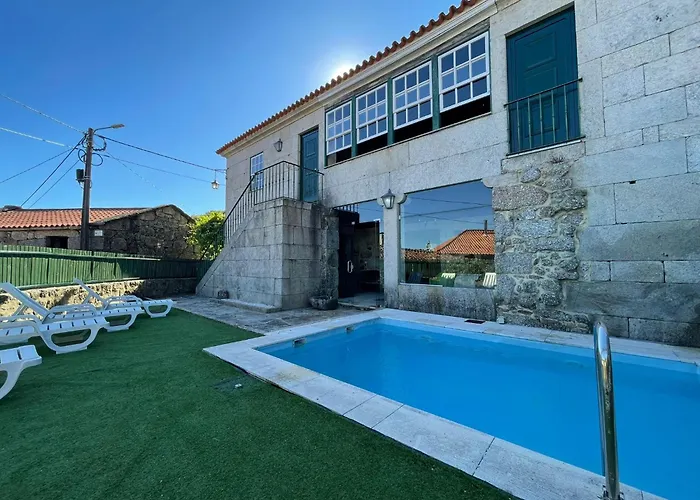 Casa Do Capitão De Cutelo - Gerês *