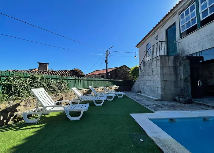 Casa Do Capitao De Cutelo - Geres *